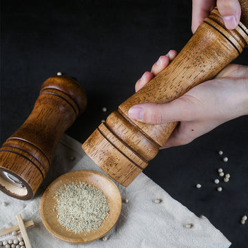 Manual salt Wooden Grinder